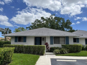Private Cottage in West Palm Beach Florida